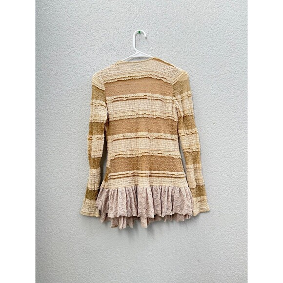 Ryu• Women Victorian Boho Crochet Cardigan Open Front Knit Ruffle Sweater - Picture 6 of 7